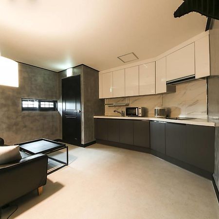 Almond Hotel Gupo Station Μπουσάν Εξωτερικό φωτογραφία