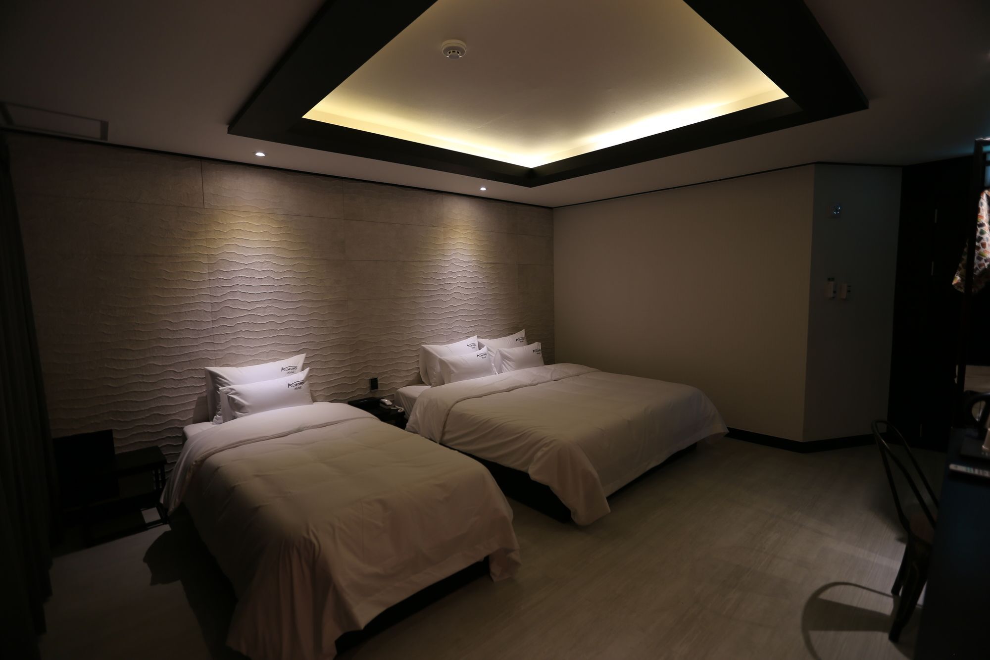 Almond Hotel Gupo Station Μπουσάν Εξωτερικό φωτογραφία