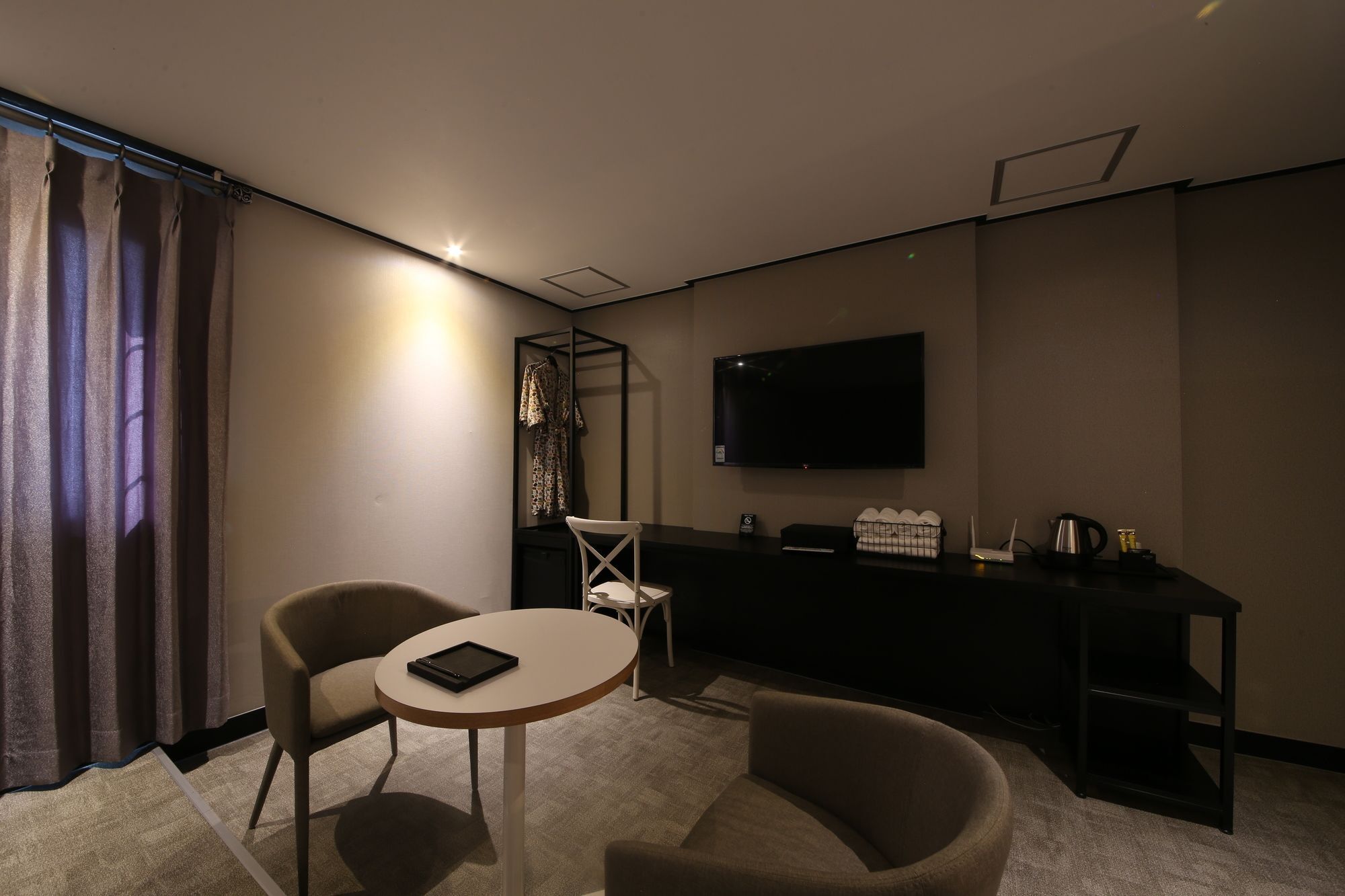 Almond Hotel Gupo Station Μπουσάν Εξωτερικό φωτογραφία
