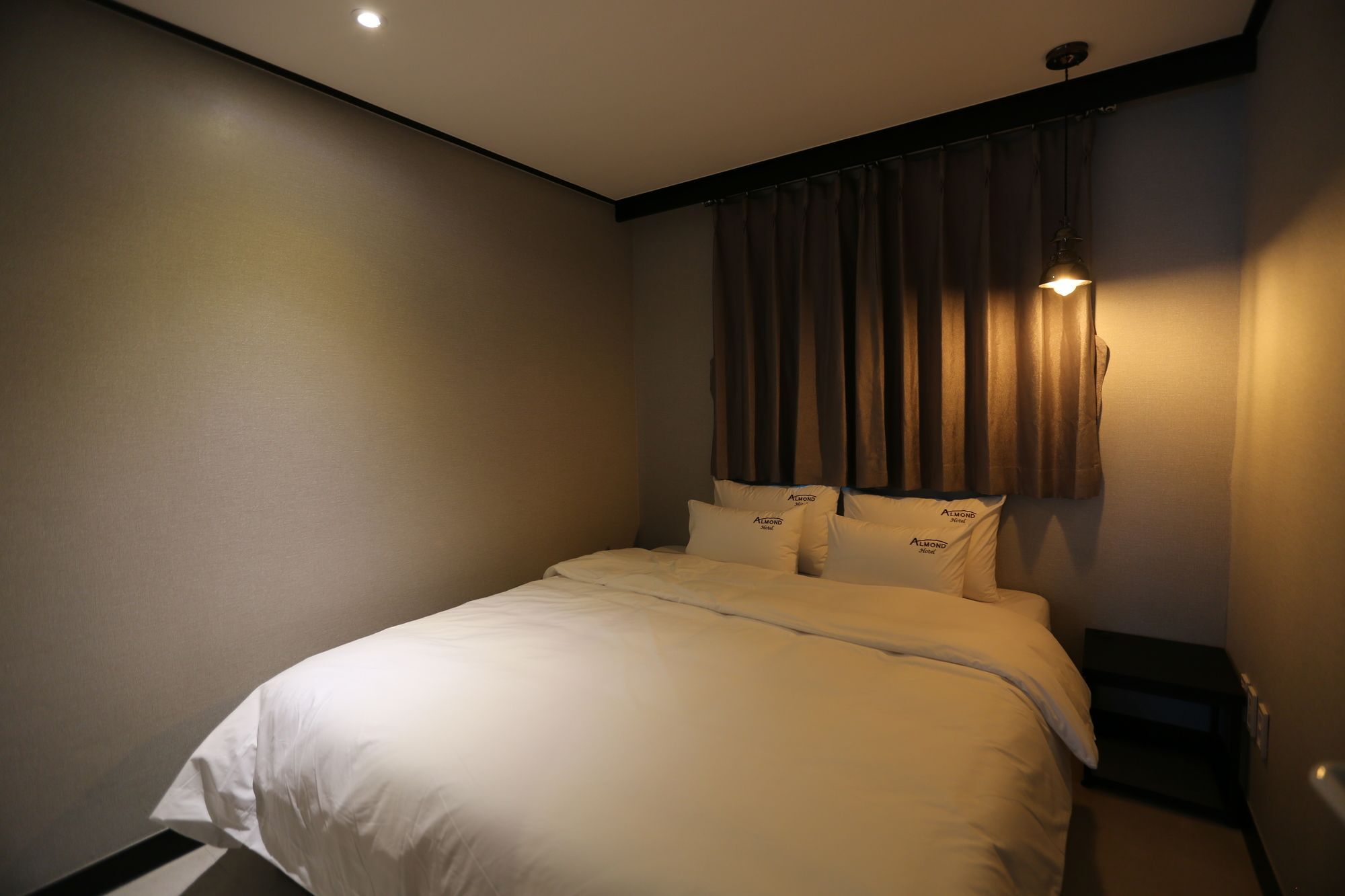 Almond Hotel Gupo Station Μπουσάν Εξωτερικό φωτογραφία